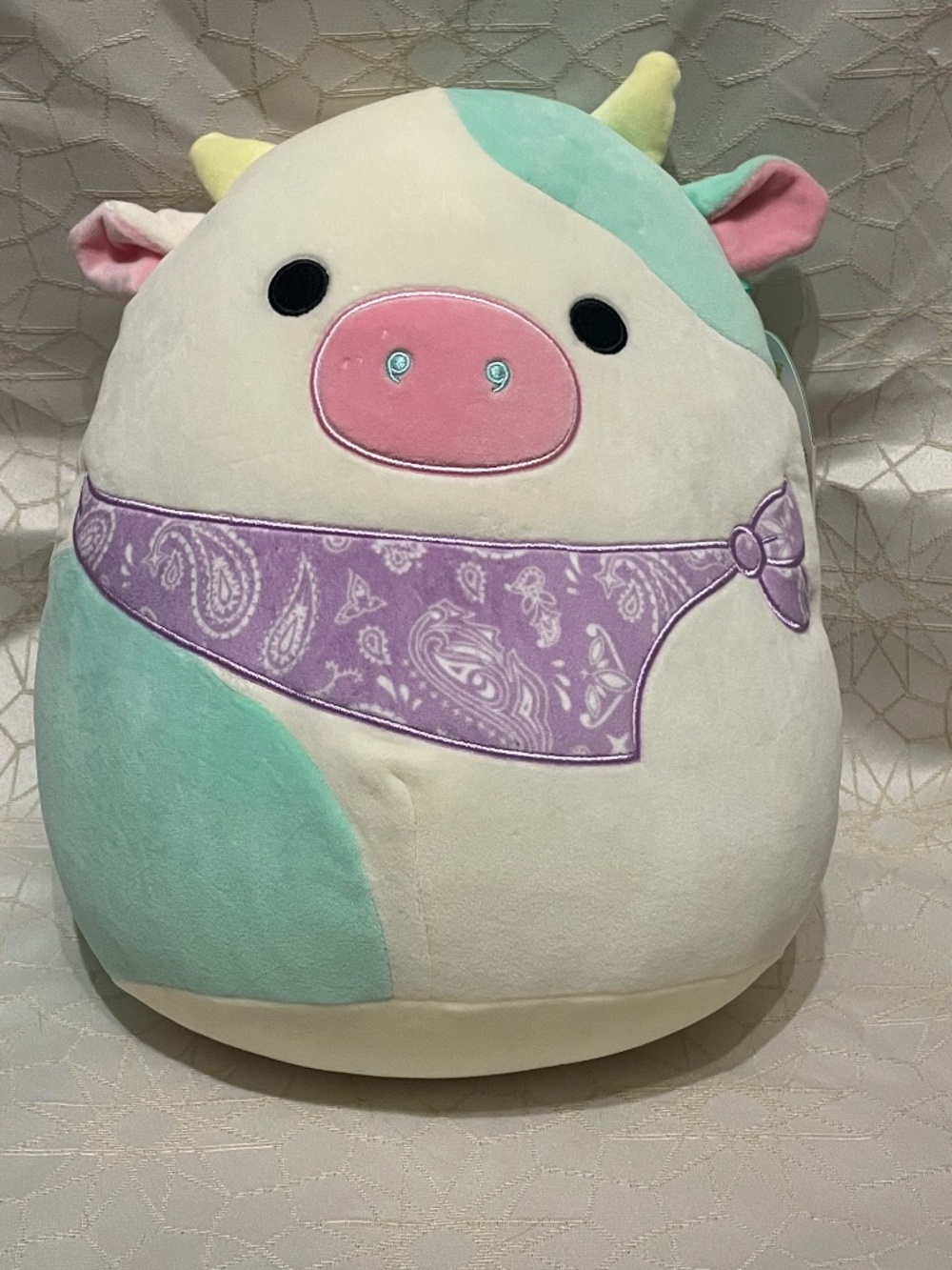 Belana 12 inch squishmallow cow with ascot